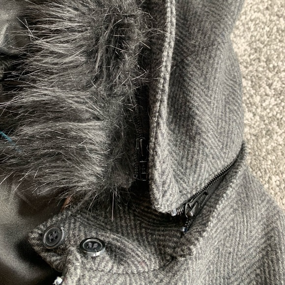 Danier Black Jacket - Picture 4 of 4